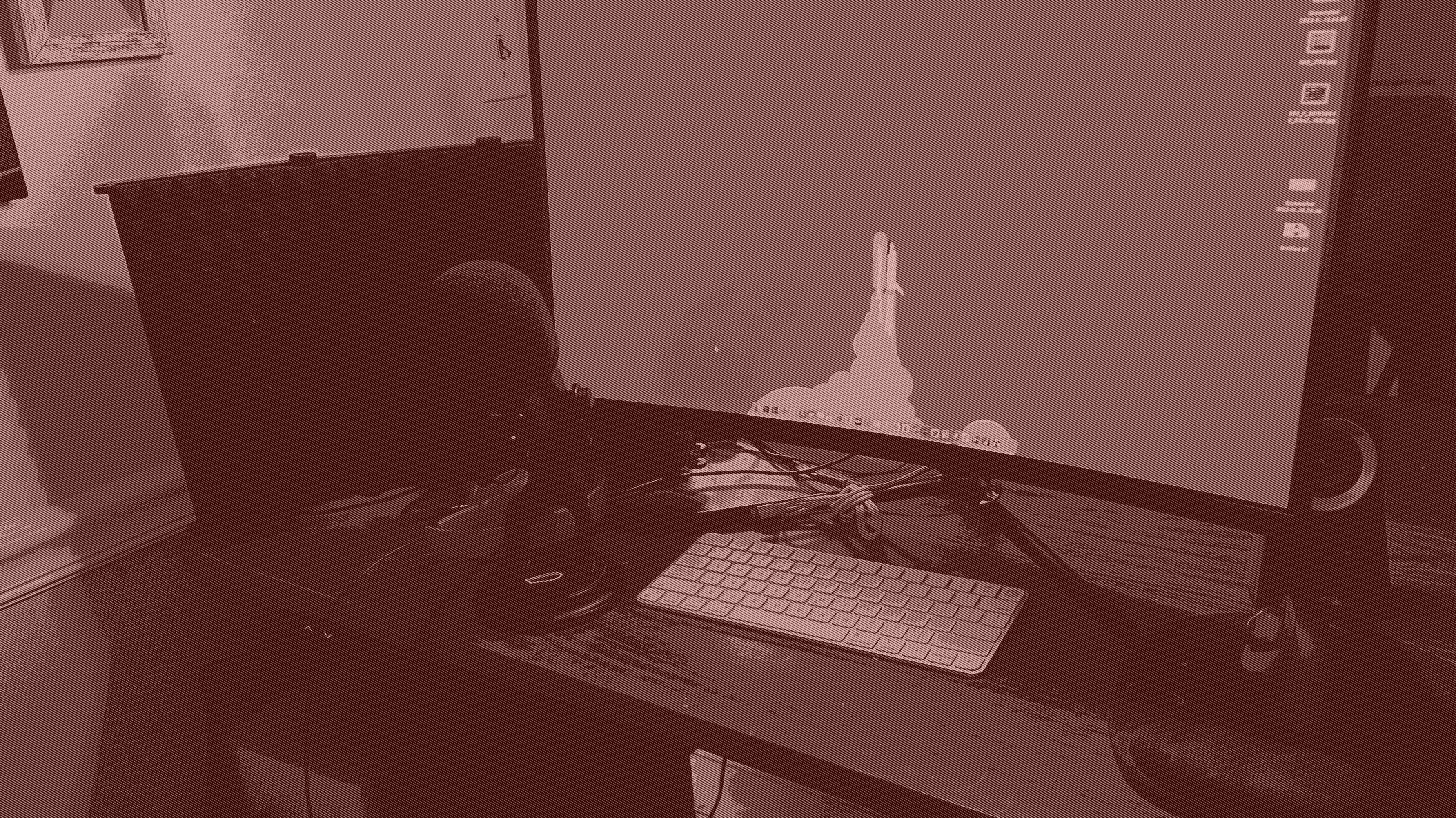 Deckr Media studio desk